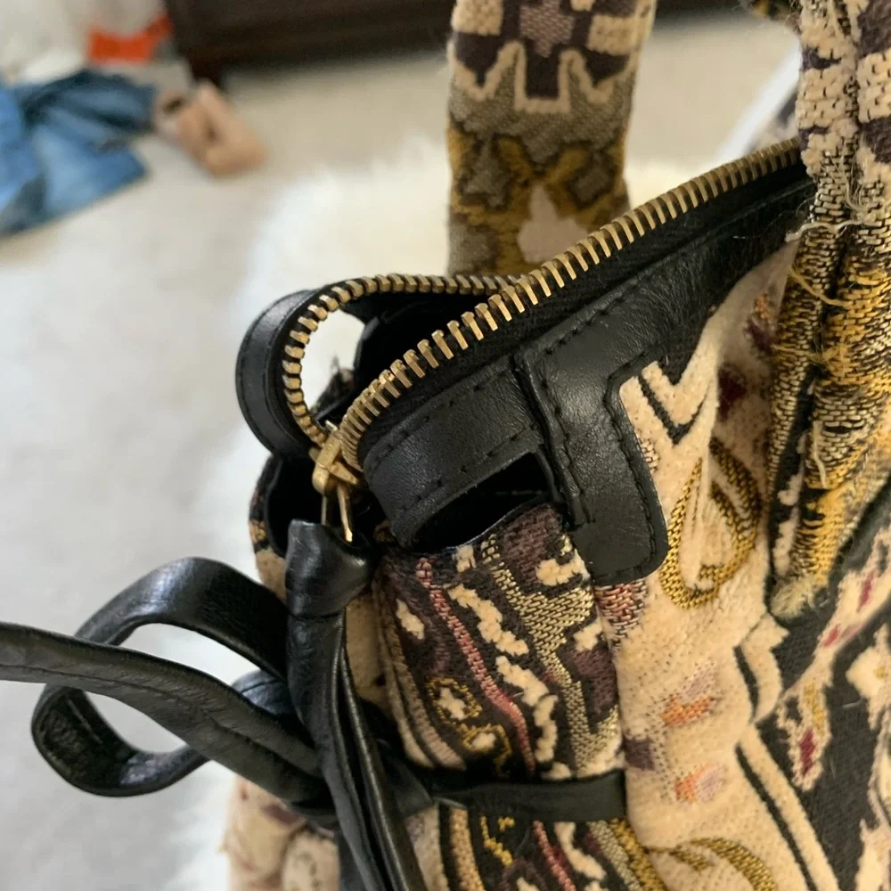 Authentic Verified Gucci Tapestry Hysteria Top Handle Bag - Picture 14 of 15